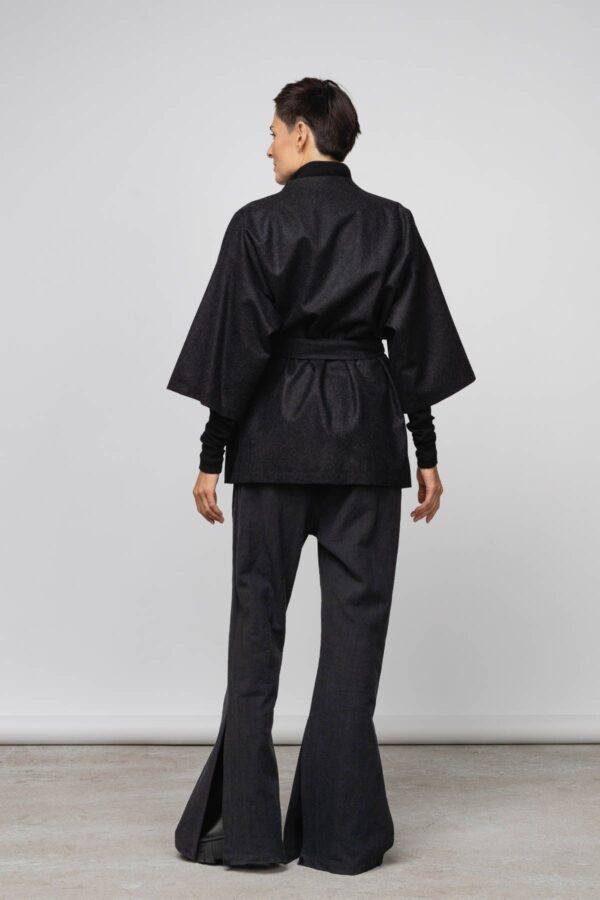 Ellen Richard villane Gion kimono 2