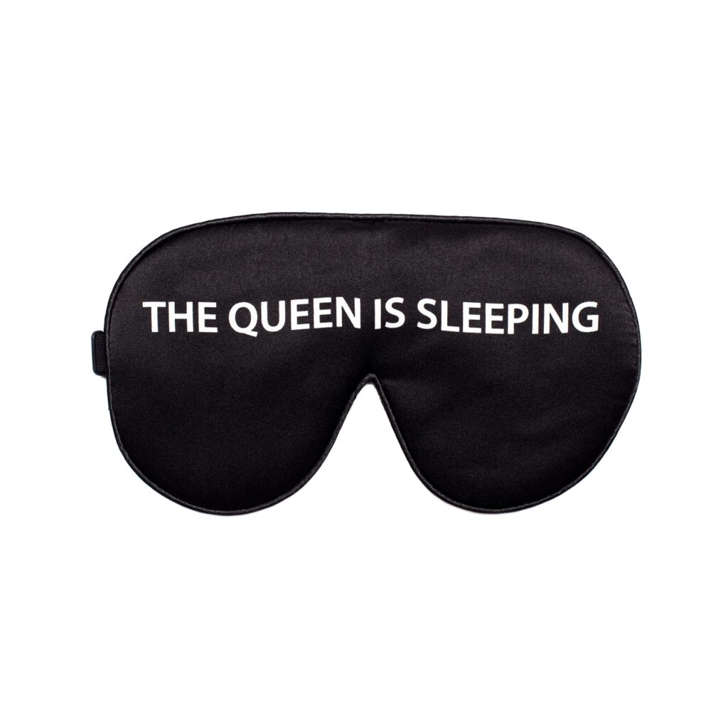 Eye mask The queen is sleeping