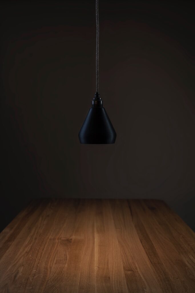 Black ceiling lamp Kuma