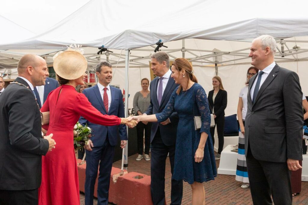 Taani kroonprints abikaasaga tervitasid Eesti ettevõtteid Vordingborgis