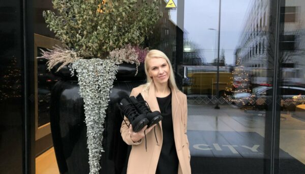 Kodumaine jalatsibränd KIRA valmistab jäätmetest saapaid