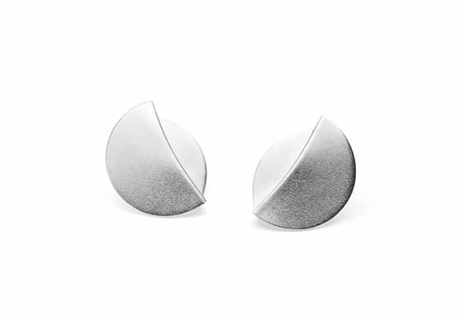Earrings BeyB Round TwoFold 19, silver