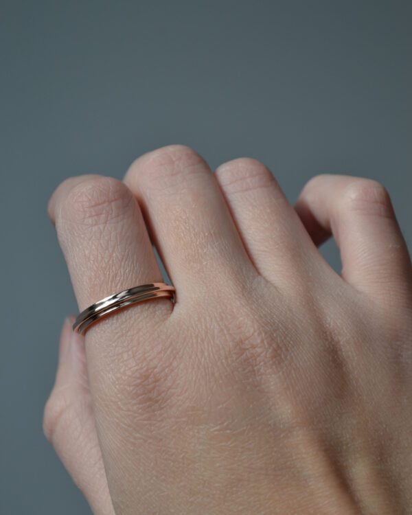 Linear ring in 375 rose gold_Kristiina Ploom Jewellery