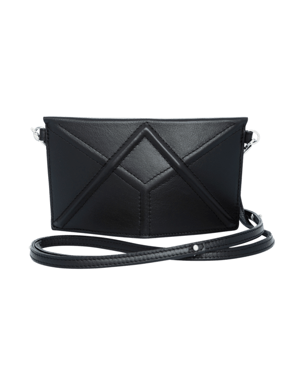Facet Clutch With Strap