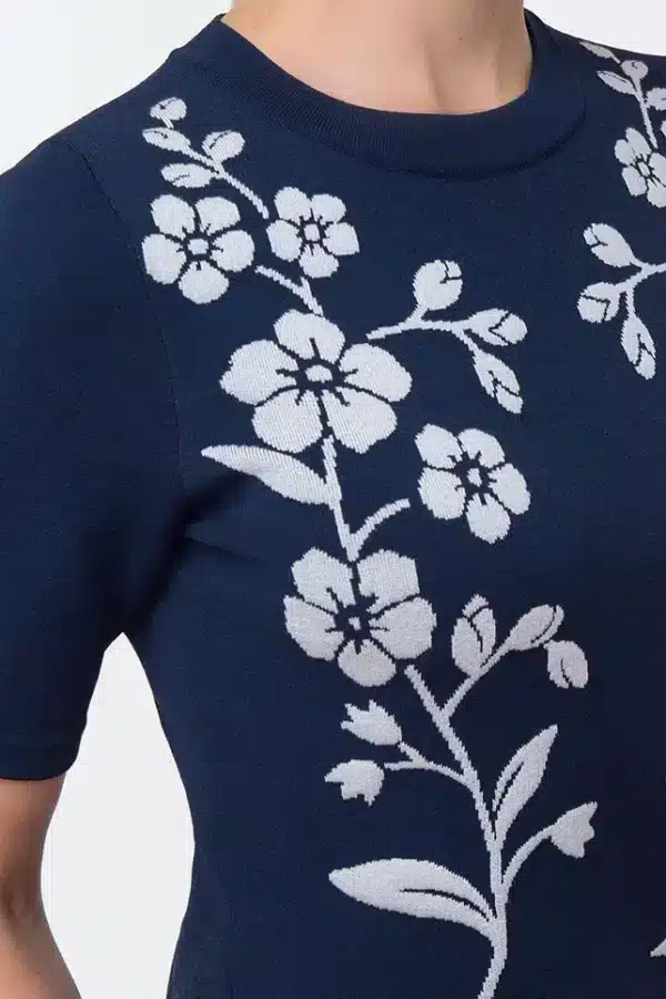 Arctic Affair tumesinine kootud topp Forget-me-not4