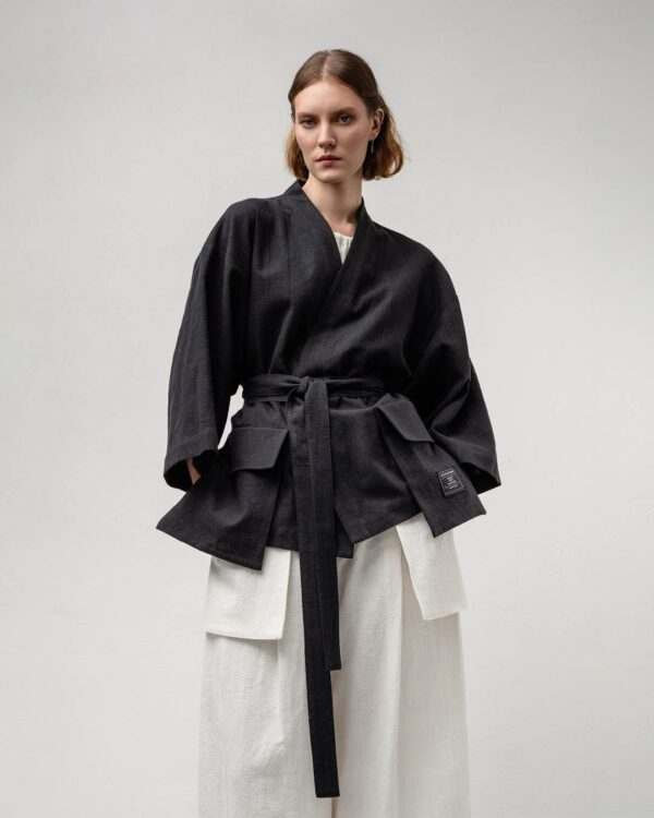 Naoko kimono must