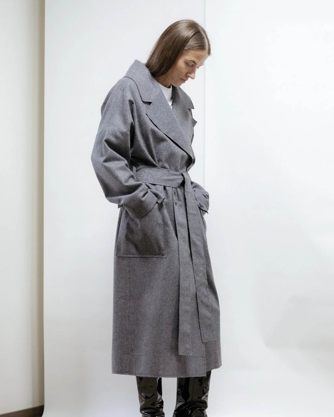 Hall villane mantel - Eve Hanson_2