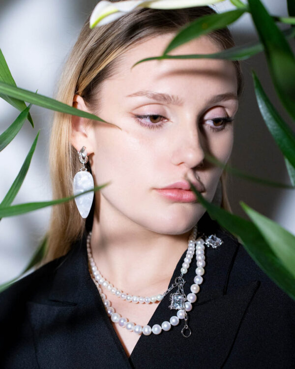 Kõrvarõngad Chönyi Pearly Drop roodiumkattega