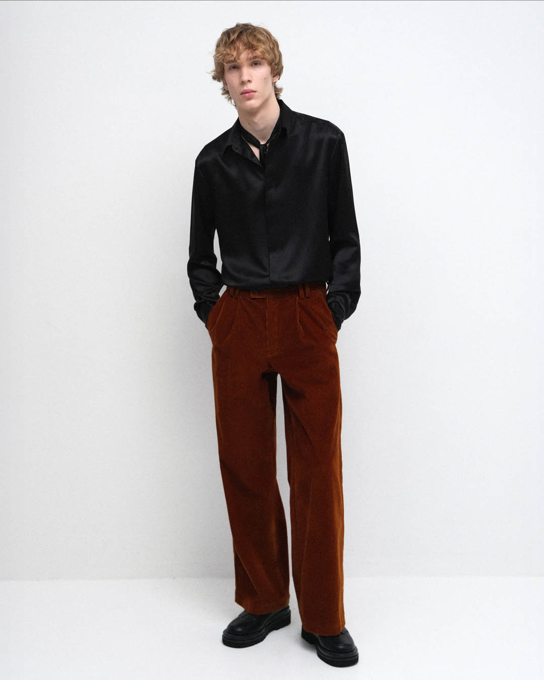 Velvetpüksid FIDUCIA roostepruun - Hannes Rüütel_