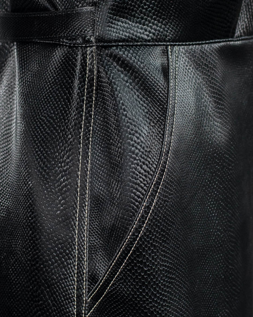 Maomustriga hõlmikkleit HART läikiv must - KÄT_5