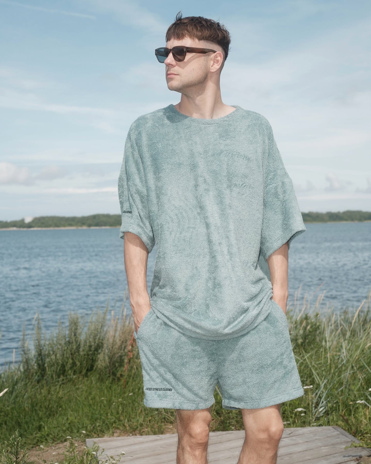LESS STRESS CLOTHES